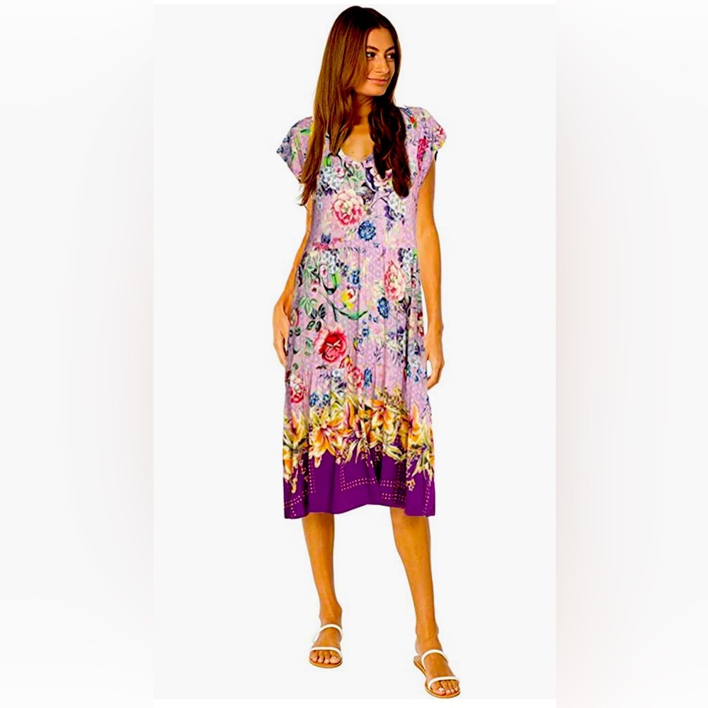 Johnny Was VNECK Bamboo/ Spandex Dress NWT S, but it is more M.